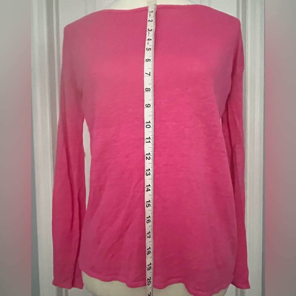 Lightweight sweater